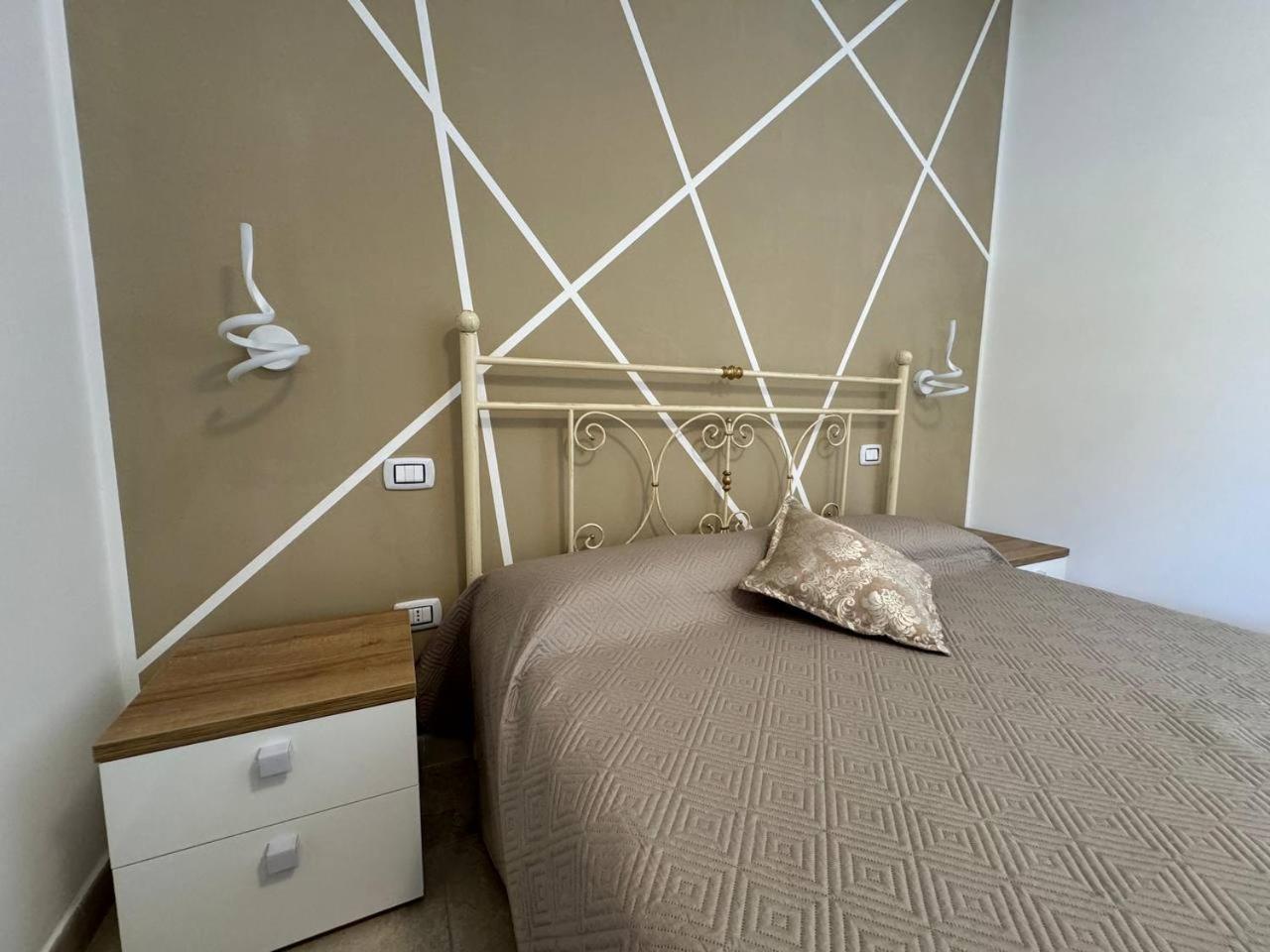 Allivigne Rooms & Pool Полиньяно-а-Маре Экстерьер фото