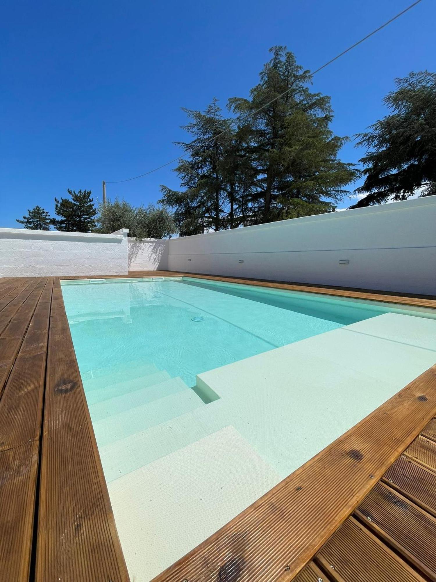 Allivigne Rooms & Pool Полиньяно-а-Маре Номер фото