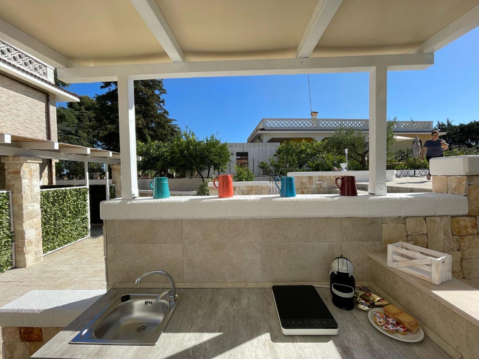 Allivigne Rooms & Pool Полиньяно-а-Маре Экстерьер фото